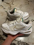 Buty Nike Air Monarch IV męskie sneakersy białe 42,5