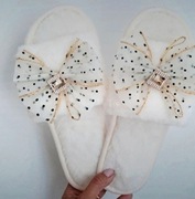 Kapcie damskie Nowe 42