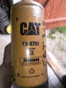 Oryginalny filtr paliwa cat 1r-0751 cat 315 316 318