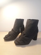 Szare zamszowe botki Zara rozm.39