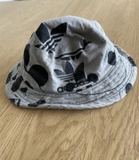 Mini Rodini x Adidas - kapelusz rybacki dla noworodka
