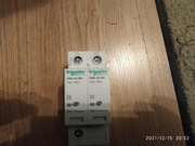 Ogranicznik przepięć Schneider dwupolowy A9L40201