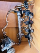 Listwa wtryskowa + wtryski + pompa wysokiego ciśnienia Audi A4 B8 2.0 TDI