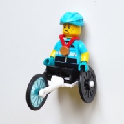 Lego Minifigurka 71032 col22-12 col397 Wheelchair Racer/Zawodnik na wózku
