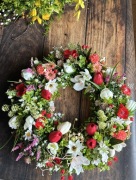 Wianek wiosenny całoroczny stroik na drzwi stół 