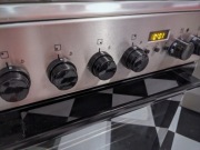 Kuchenka gazowa elektryczna Electrolux.