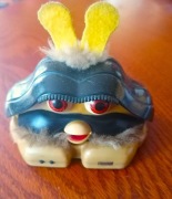 Stare zabawki z PRLu Furby shelby