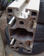 1x profil aluminiowy montażowy T8 40x80x1700 mm