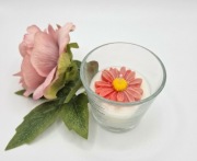 Świeca sojowa o zapachu Versace Red Jeans