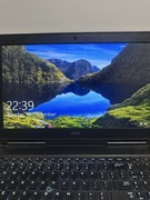 Laptop stacjonarny Dell precision  7520 ekran 17 cali