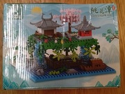 Zestaw z mikro klocków – Staw z kwiatami brzoskwini - NOWY