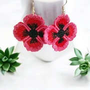Haftowane kolczyki  czerwone kwiaty