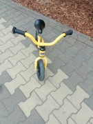 Rowerek biegowy chicco zółty