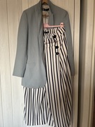 Zara garnitur popielaty ze spodniami w paski rozm M/L