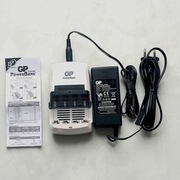 Ładowarka do akumulatorów AA/AAA GP GPPB15
