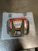 Znaczek emblemat Honda 95x77 75700-SNW-003ZC 