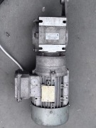 Motoreduktor NORD DRIVESYSTEMS 0,75 kW | 35 rpm | 131 Nm | 230/400V