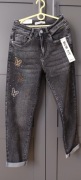 Jeansy mom fit motylki