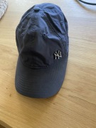 Czapka z daszkiem New Era 9FORTY New York Yankees