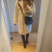 Płaszcz pluszowy kremowy, roz. M