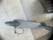 sprzedam hulajnogę elektryczną Niniebot kickscoter g30