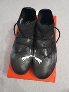 Buty - korki, założone w maju na dwa treningi, nie widać śladów używania.