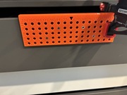 Szablon do nawiercania otworów pod uchwyty meblowe + 4 tuleje prowadzące