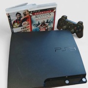 PS3 Slim cech-2504B 320 GB + pad + 2 gry