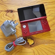 Konsola NINTENDO 3DS METALLIC RED Czerwona + Ładowarka Super Stan 9/10