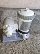 POMPĘ basenową model 634T