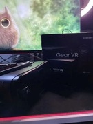 Okulary VR Samsung Gear VR SM-R3250 z kontrolerem