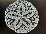 Misternie wykonana serweta 18cm szydełko z czasów PRL-u.