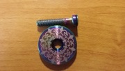 kapsel sterów 1 1/8" tęczowy(Tytan)