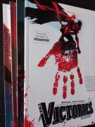VICTORIES 1-4; komplet; poważne superhero; Oeming; Dark Horse