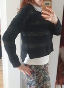 Czarny krótki sweterek z cekinami S