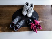 Sneakersy dla Dziewczynki Adidas Białe 32 19.5 cm + Nike i Clarks  3 Pary