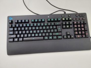 Logitech g213