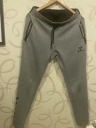 Spodnie dresowe Hummel, rozm.S/M, szare