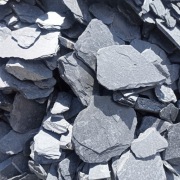 Kora Czarna Premium Kamień Czarny Bazaltowy Granitowy Grys Oświęcim