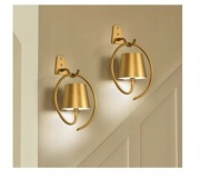 2 bezprzewodowe kinkiety LED FAithorse, akumulatorowe, złote.