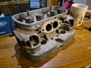 Głowica silnika 113.101.375 VW Transporter T2 używana po regeneracji 