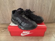 Nike Air Max 95 Essential Triple Black | Rozmiar 44 (28 cm) | Stan BDB