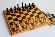 Szachy i warcaby drewniane