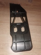 Peugeot 2008 uchwyt lampy przód prawy 