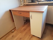 Biurko z rozkładanym blatem