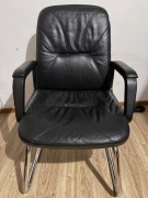 często używany w biurach menedżerów