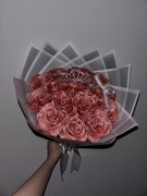 wieczny bukiet róż ze wstążki 