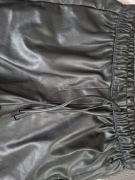 SPODNIE EKO SKÓRA BERSHKA 10 -12 LAT 