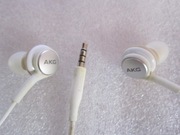 Słuchawki dokanałowe przewodowe AKG jack sprawne