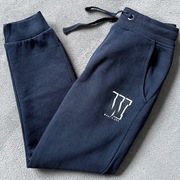 TOM TAILOR chłopięce spodnie dresowe ciepłe granatowe r. 116 / 122